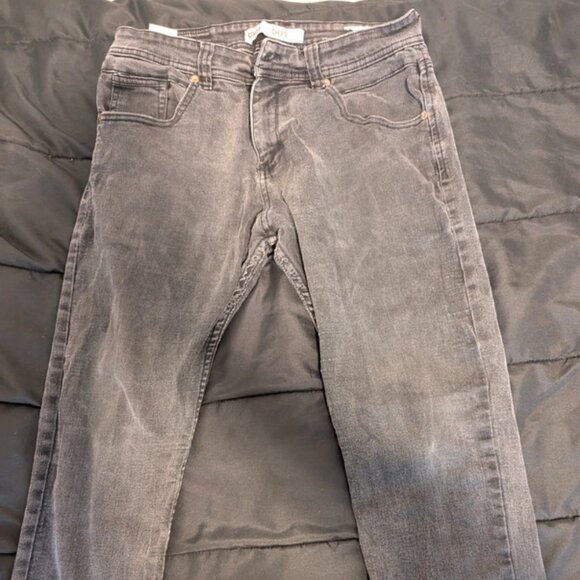 Black Levis jean - Picture 1 of 3